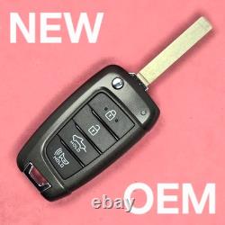 NEW OEM 2021 2024 Hyundai Santa Cruz Remote Flip Key 4B Tailgate TQ8-RKE-4F40