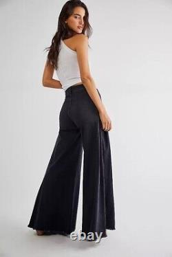 NWT FREE PEOPLE Sz 28 SANTA CRUZ WIDE LEG JEANS IN SOFT BLACK