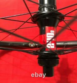 SANTA CRUZ RESERVE 25 CARBON WHEEL SET WithDT 240S 28 SPOKES