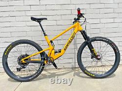 Santa Cruz 5010 C R 2022 Large YellowithBlack New in Box