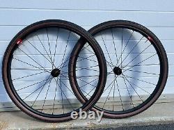 Santa Cruz Reserve 22 GR Wheelset 700c, Carbon, XDR, DT Swiss 350, Pirelli