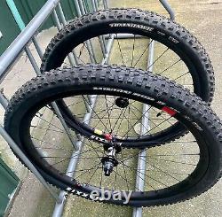 Santa Cruz Reserve 27 carbon wheelset With Maxxis Tires-29er