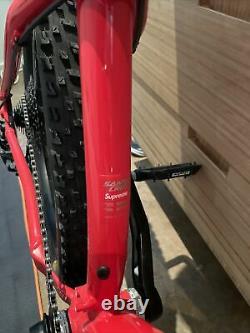 Supreme Santa Cruz Chameleon Mountain Bike FW18, Brand New, Size medium